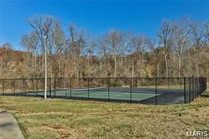 $189,900 | 5593 Baronridge Drive, Unit 5, St. Louis, MO 63129