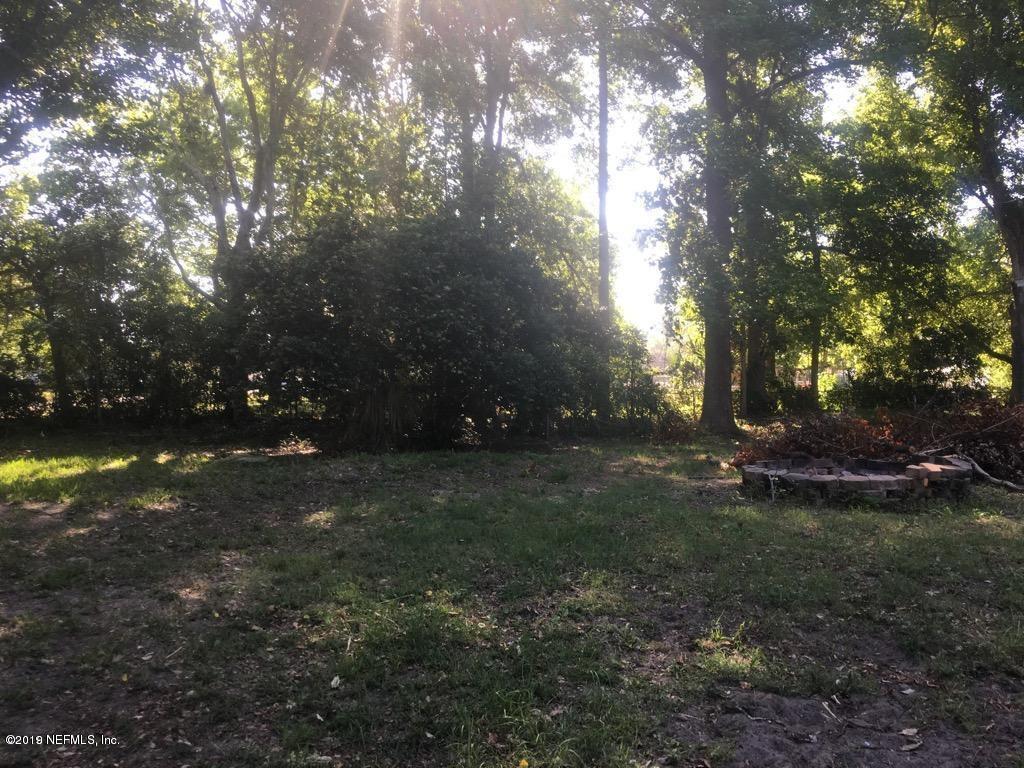 230 Katherine Road Jacksonville, FL 32218 - Photo 3 of 10 Nice big lot 230 Katherine
