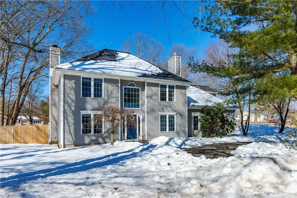 $564,900 | 195 Oakland Beach Avenue, Warwick, RI 02889