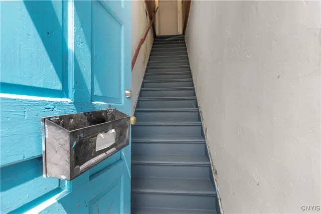 $219,900 | 826 North Townsend Street, Syracuse, NY 13208