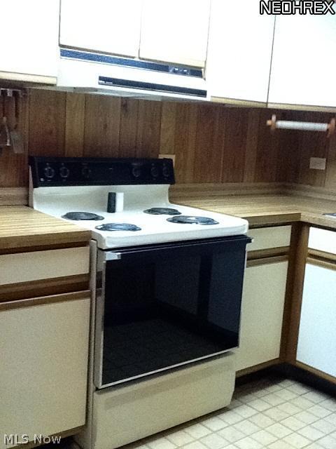 5412 Ackley Road Parma, OH 44129 - Photo 17 of 18