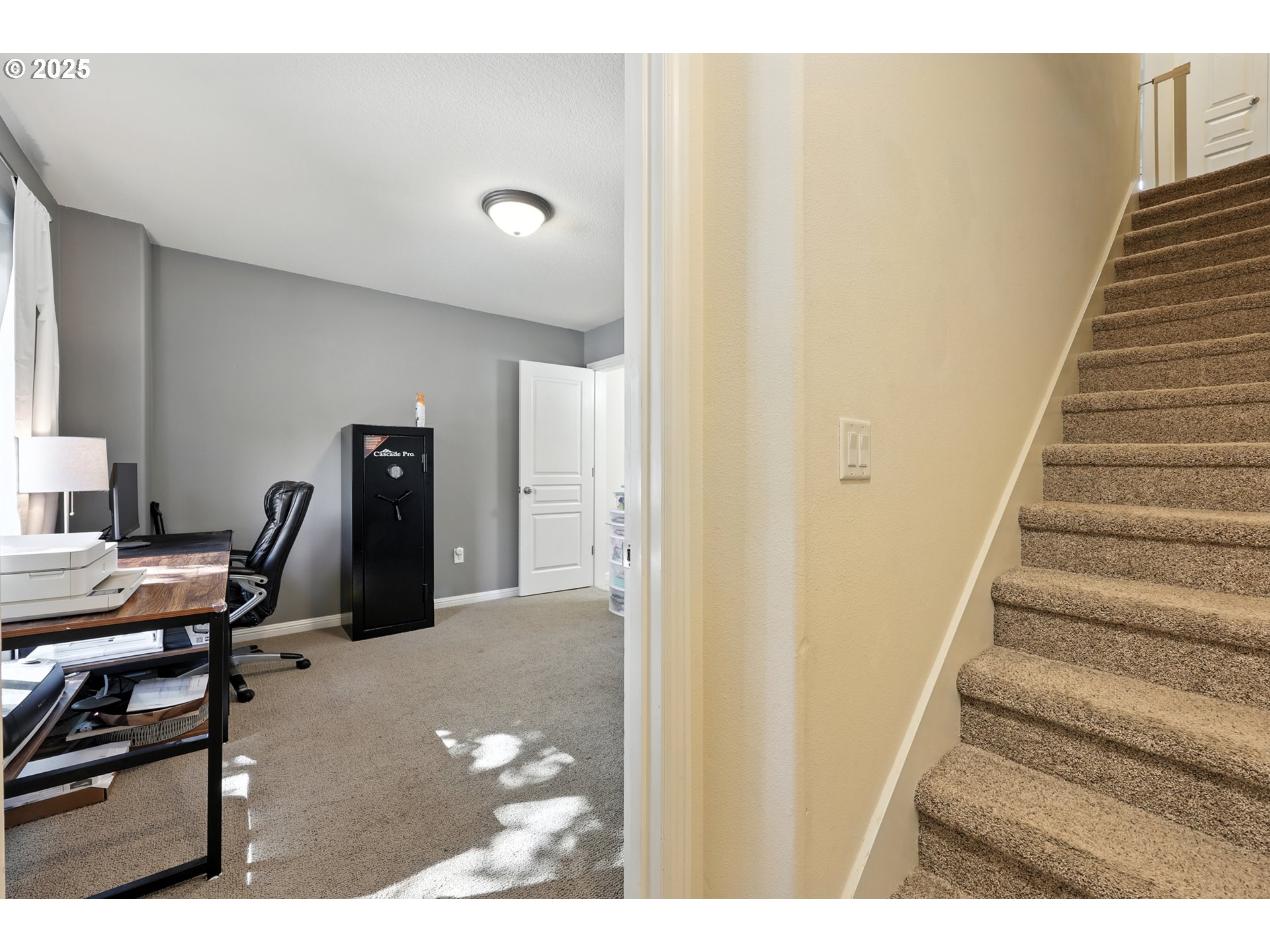 895 Southwest 170th Avenue Beaverton, OR 97006 - Photo 15 of 21