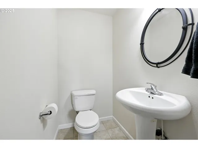 $334,999 | 895 Southwest 170th Avenue, Beaverton, OR 97006