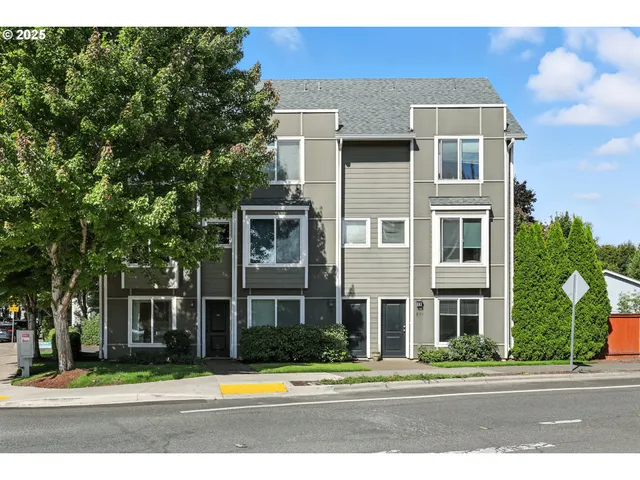 $334,999 | 895 Southwest 170th Avenue, Beaverton, OR 97006