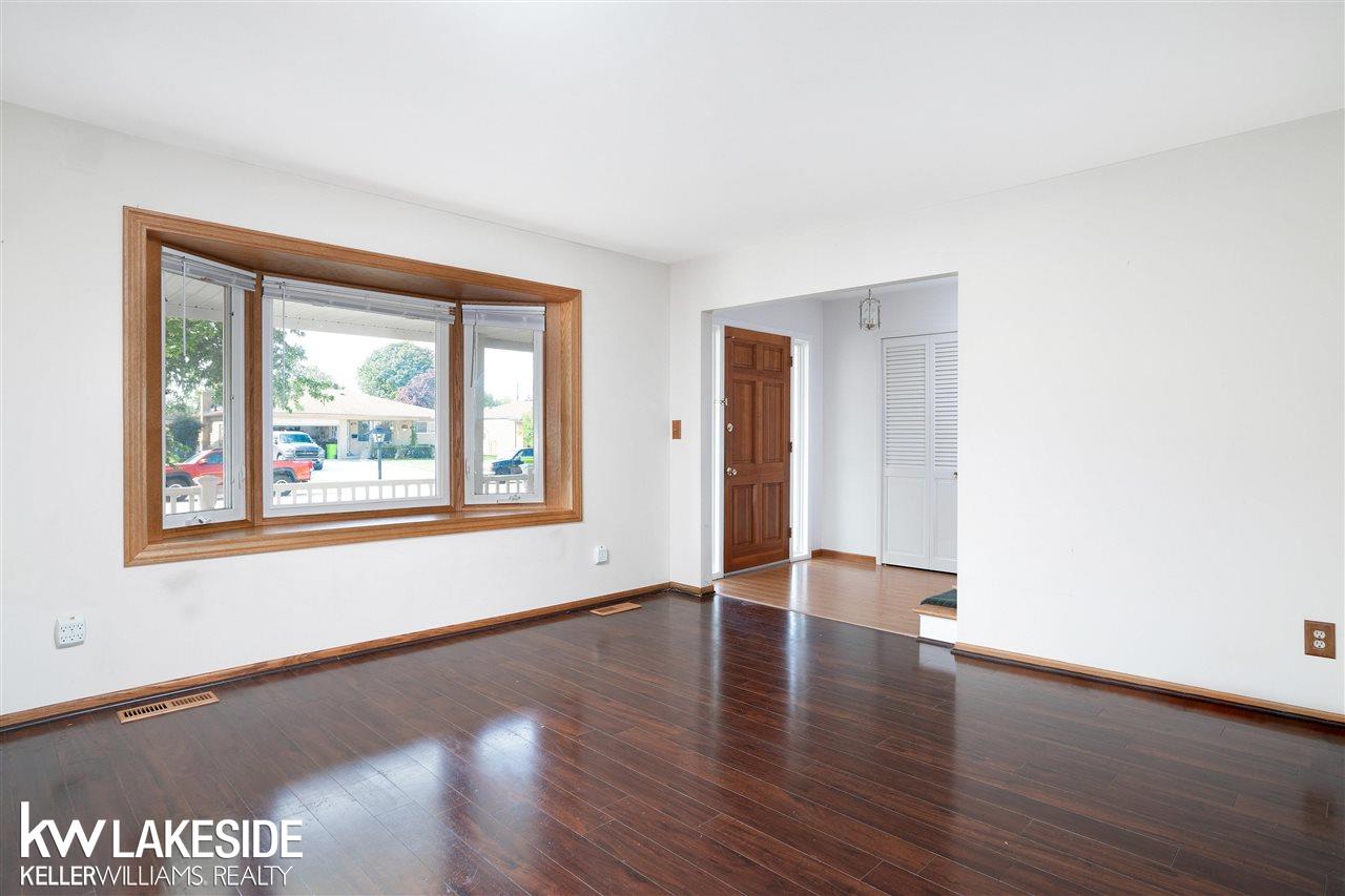 4263 Nickolas Drive Sterling Heights, MI 48310 - Photo 6 of 32