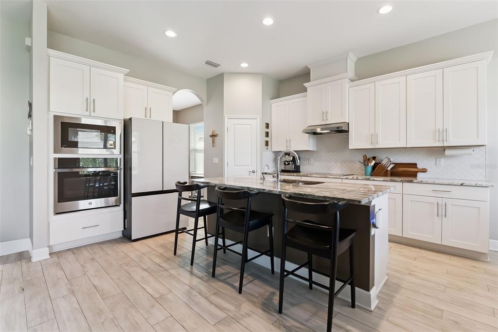 7256 Heather Sound Loop Wesley Chapel, FL 33545 - Photo 10 of 30