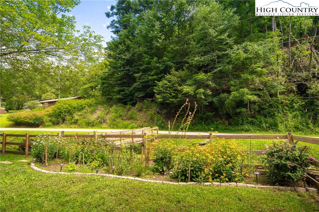 343 Rhymer Branch Road Deep Gap, NC 28618 - Photo 38 of 50 Gallery Image 38
