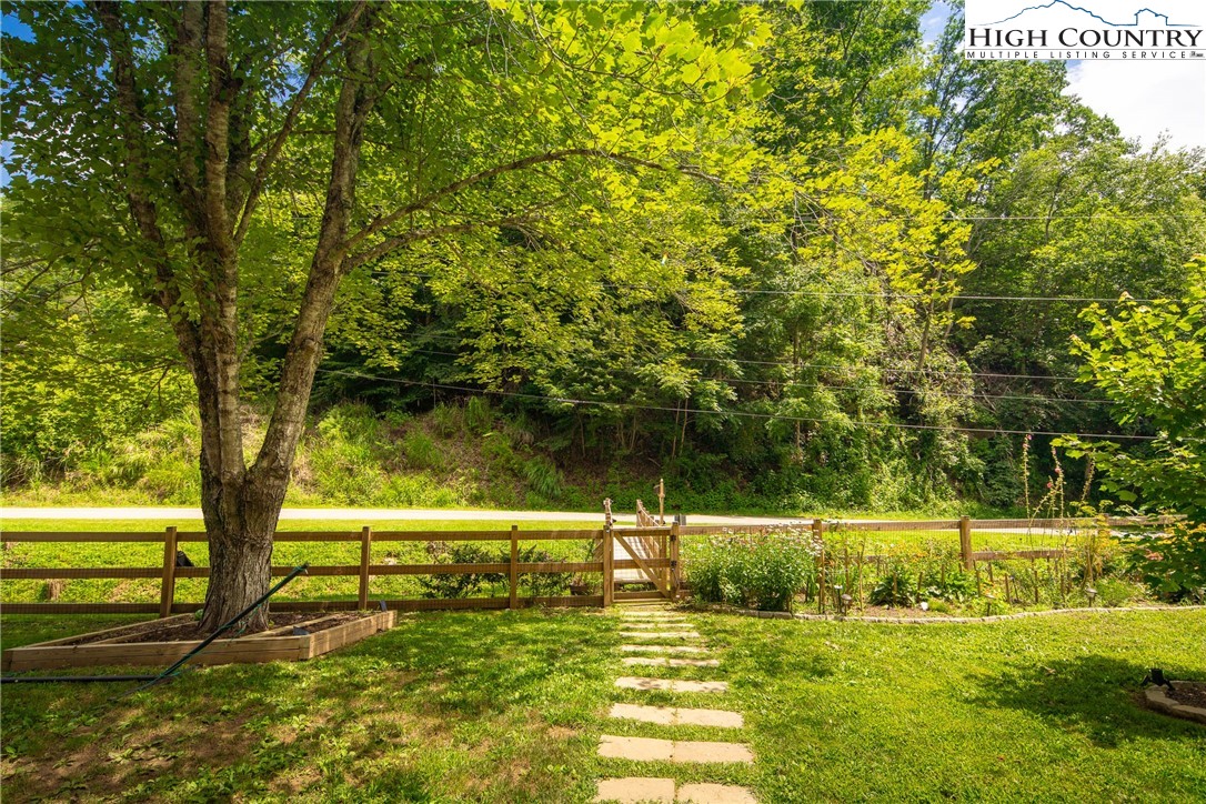 343 Rhymer Branch Road Deep Gap, NC 28618 - Photo 40 of 50 Gallery Image 40
