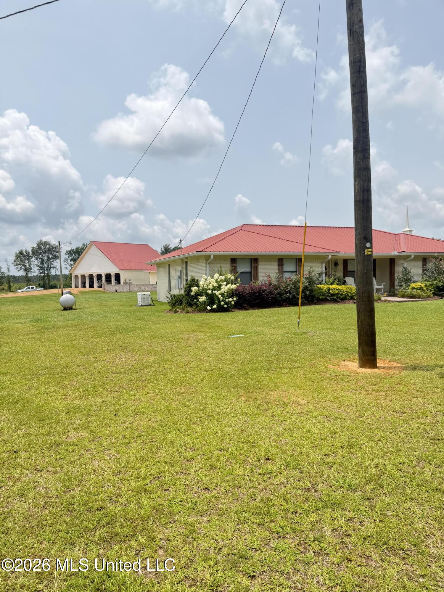 4018 Fernwood Road Magnolia, MS 39652 - Photo 5 of 47 IMG_2871