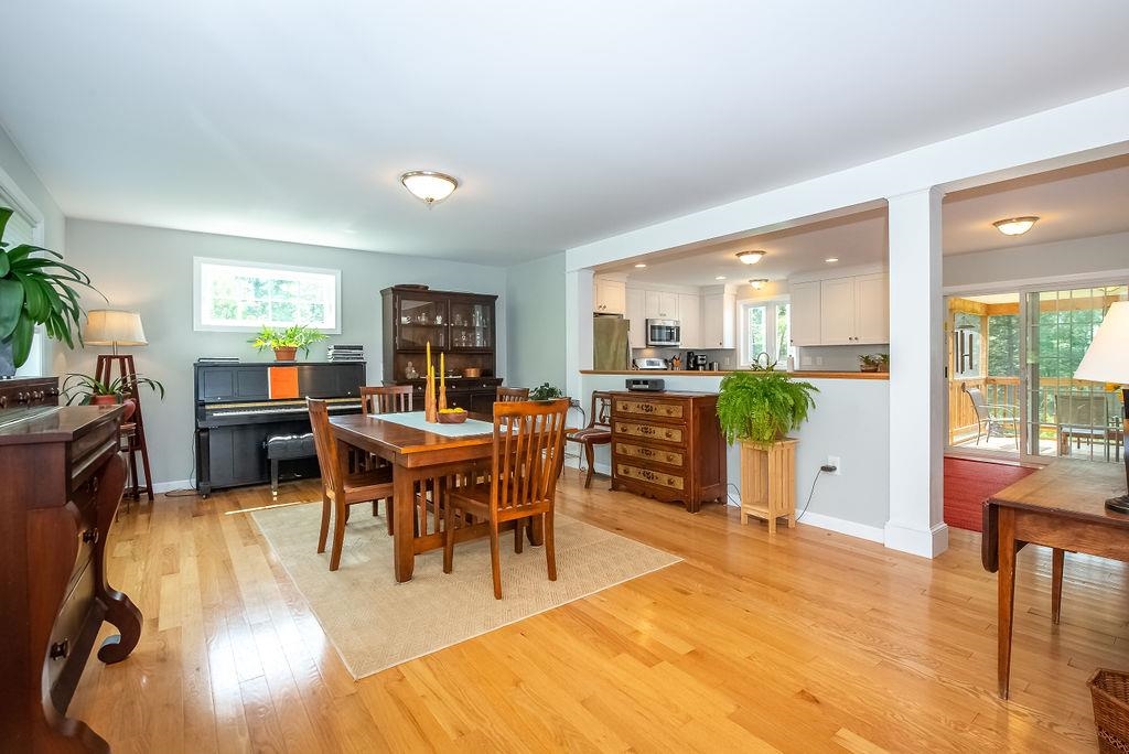 77 Oak Hill Road Barrington, NH 03825 - Photo 4 of 40 Gallery Image 4