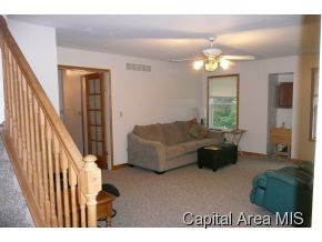 8125 Brittin Road Springfield, IL 62707 - Photo 4 of 13 Gallery Image 4