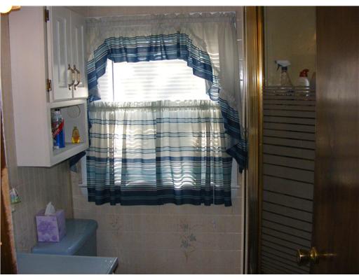 149 Horse Neck Road Warwick, RI 02889 - Photo 9 of 15 Bathroom.