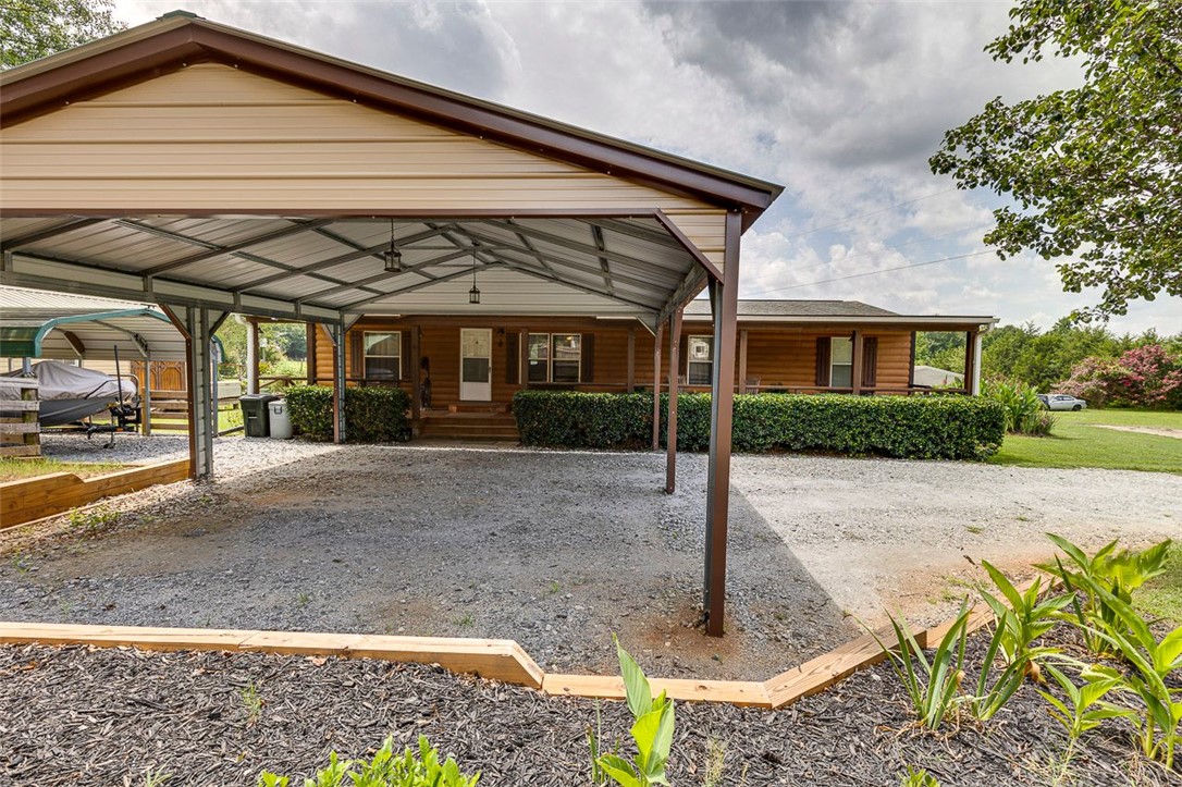 360 Harper Road Pendleton, SC 29670 - Photo 3 of 25