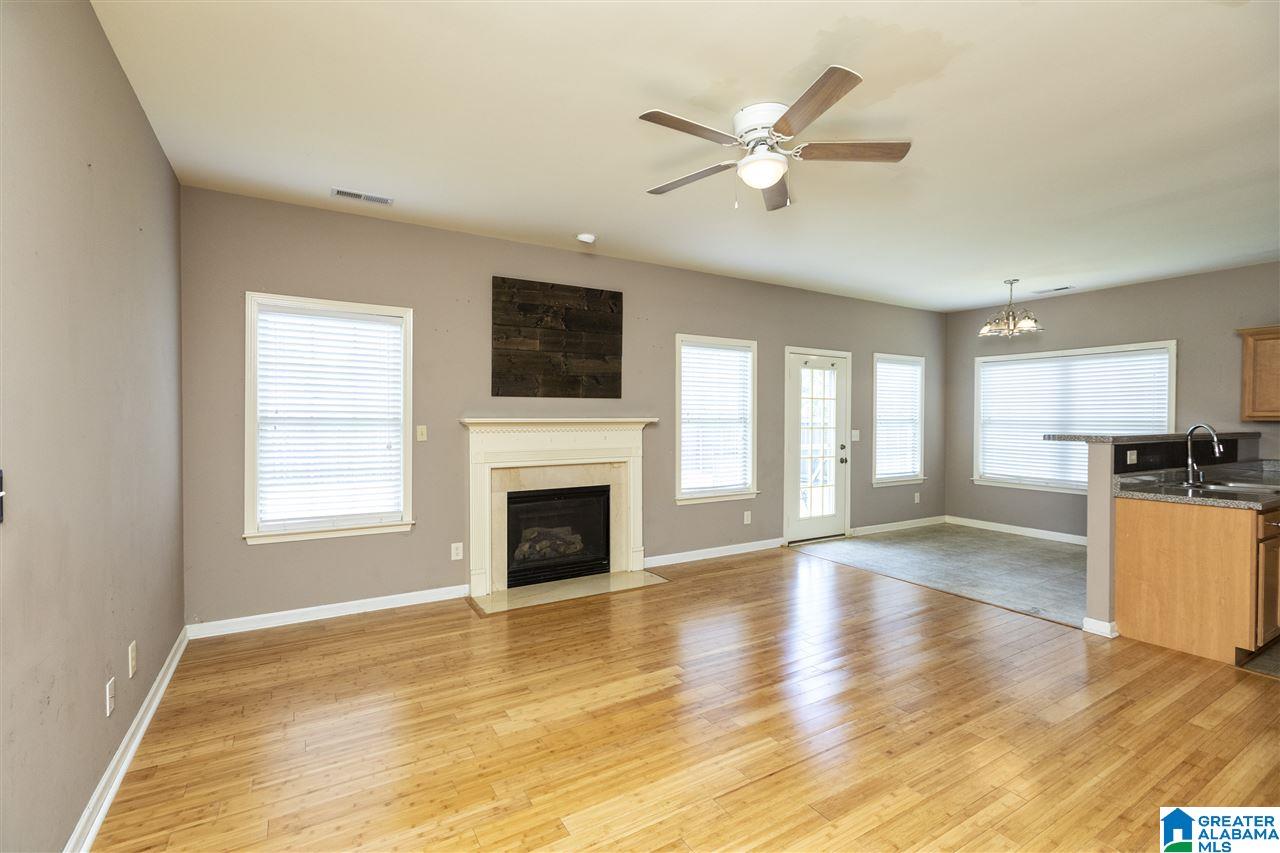 121 Merimeadows Drive Calera, AL 35040 - Photo 4 of 25