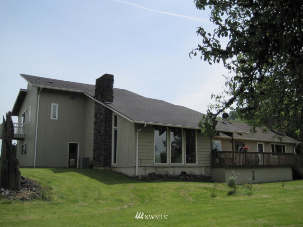1164 Riverside Road West Chehalis, WA 98532 - Photo 2 of 19 Gallery Image 2