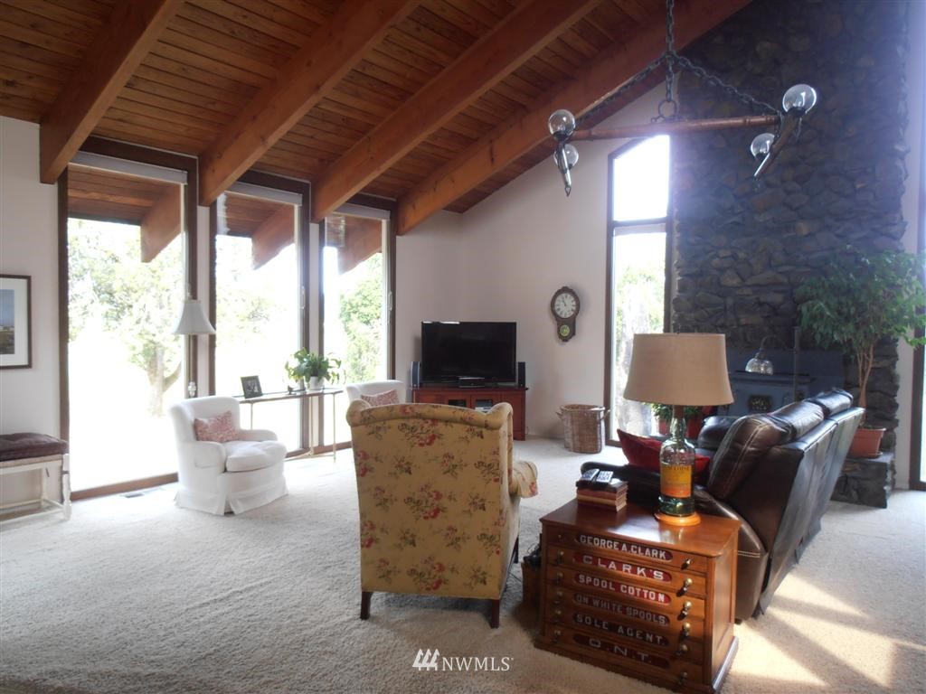 1164 Riverside Road West Chehalis, WA 98532 - Photo 3 of 19 Gallery Image 3