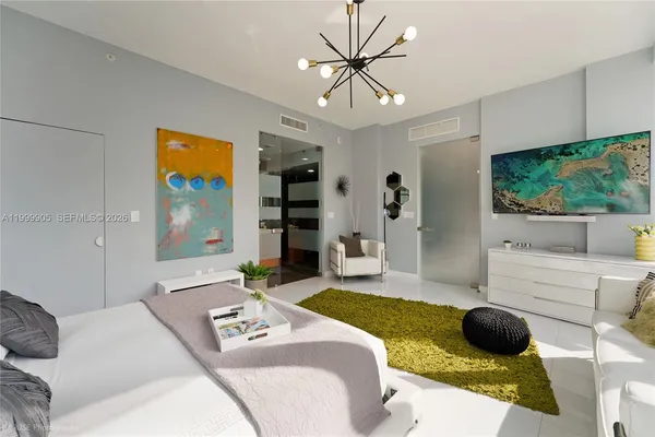 $5,200 | 2100 Park Avenue, Unit 210, Miami Beach, FL 33139