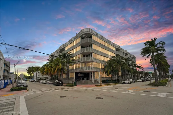 $5,200 | 2100 Park Avenue, Unit 210, Miami Beach, FL 33139