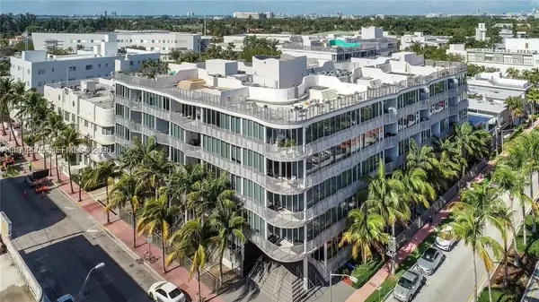 $5,200 | 2100 Park Avenue, Unit 210, Miami Beach, FL 33139