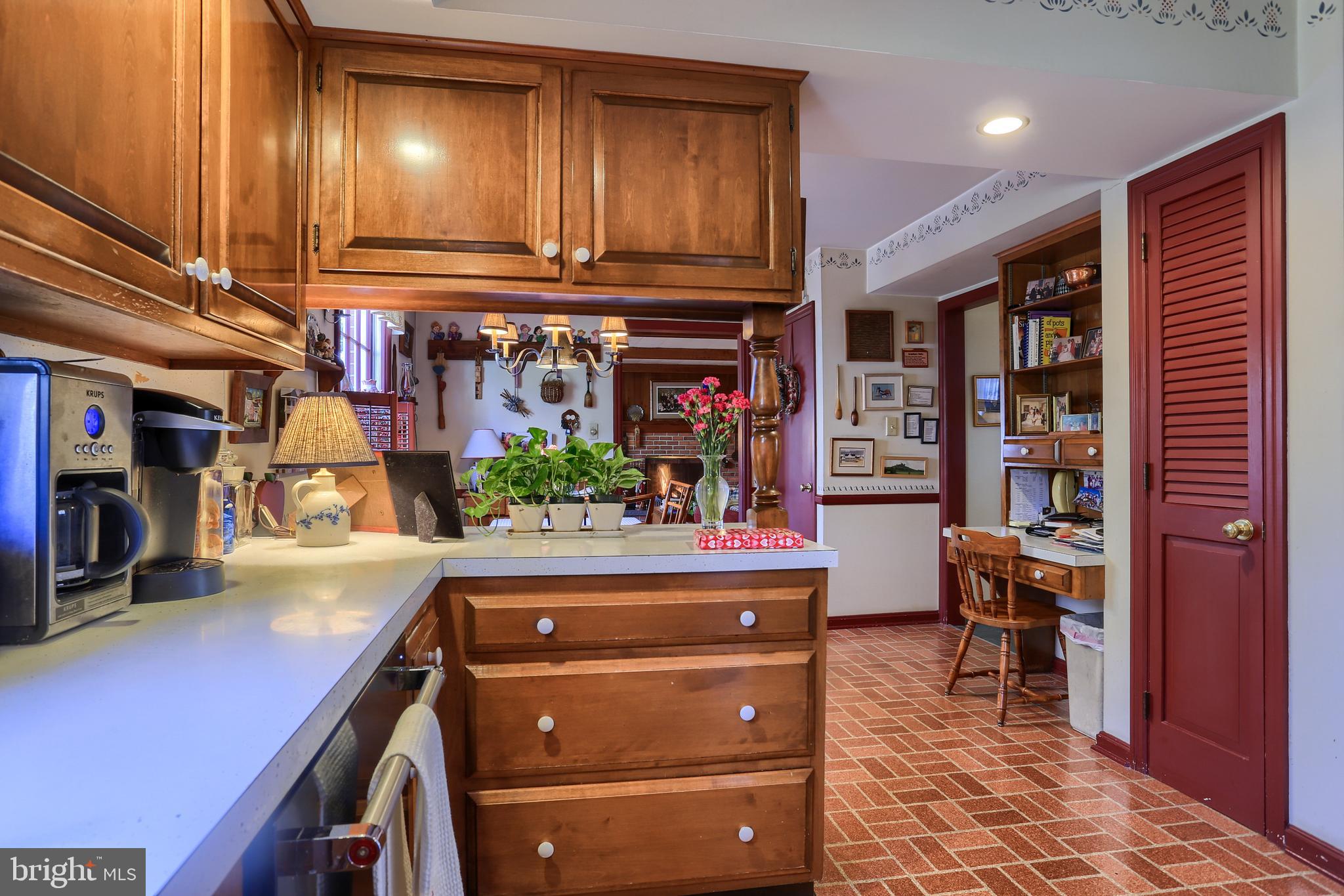 1705 Valley Forge Road Lancaster, PA 17603 - Photo 21 of 31 Kitchen (4)