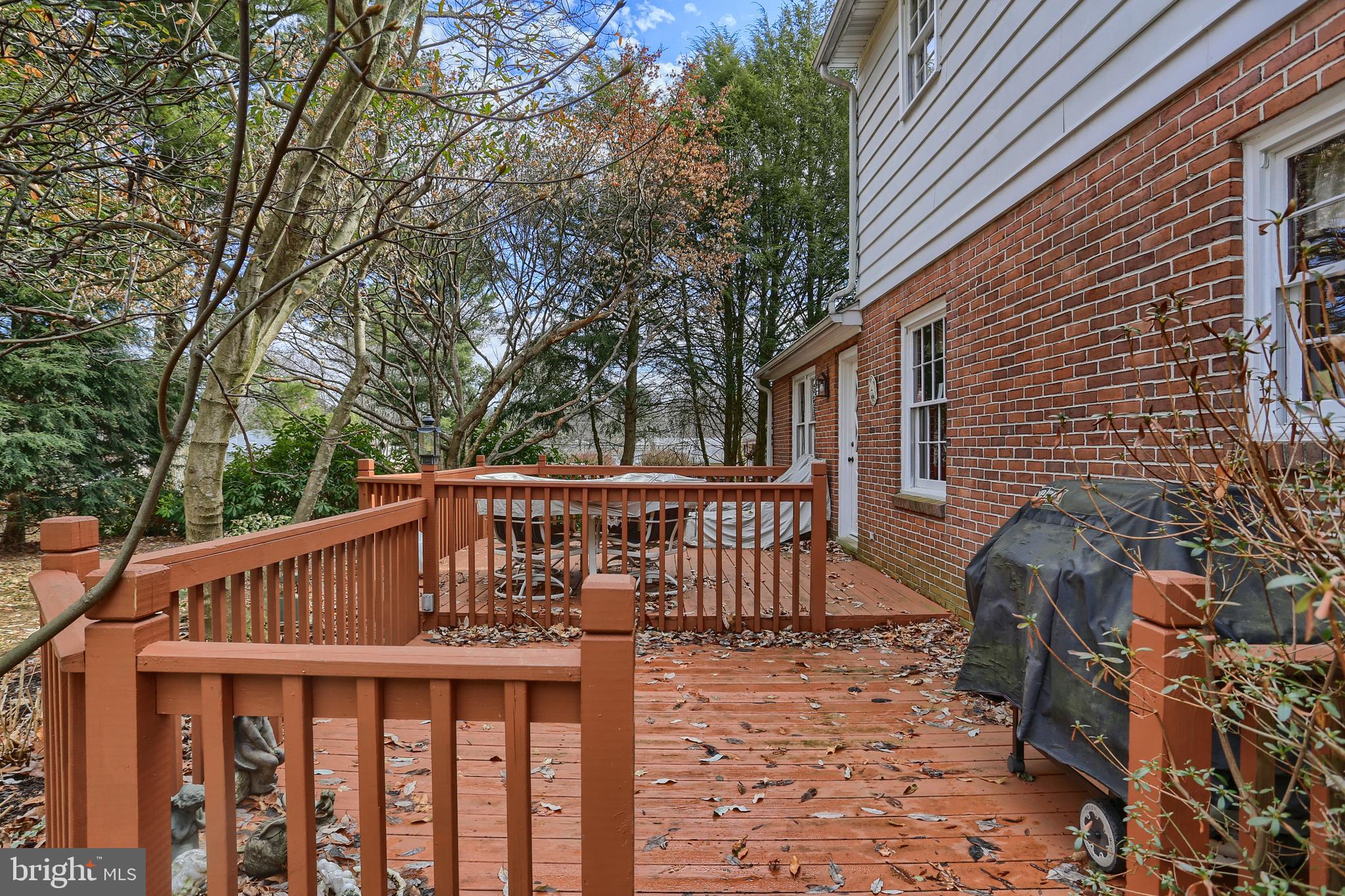 1705 Valley Forge Road Lancaster, PA 17603 - Photo 7 of 31 Spacious two level Deck