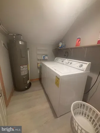 a view of room with a mirror