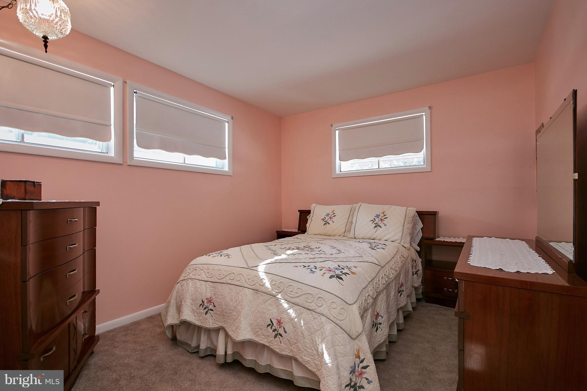 7311 Floyd Avenue Springfield, VA 22150 - Photo 22 of 33 2nd Bedroom with Three Windows