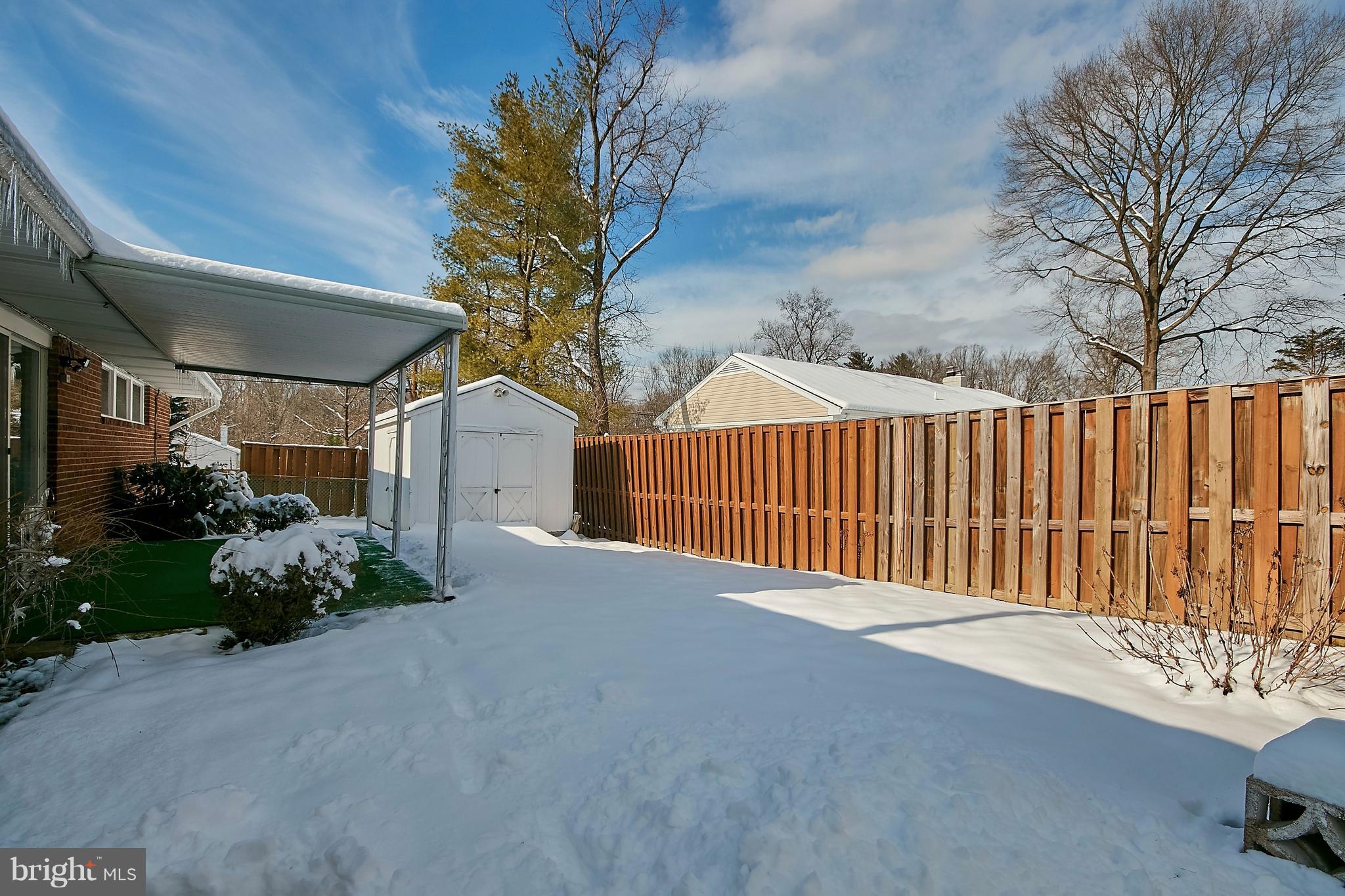 7311 Floyd Avenue Springfield, VA 22150 - Photo 30 of 33 Backyard plus large side yard