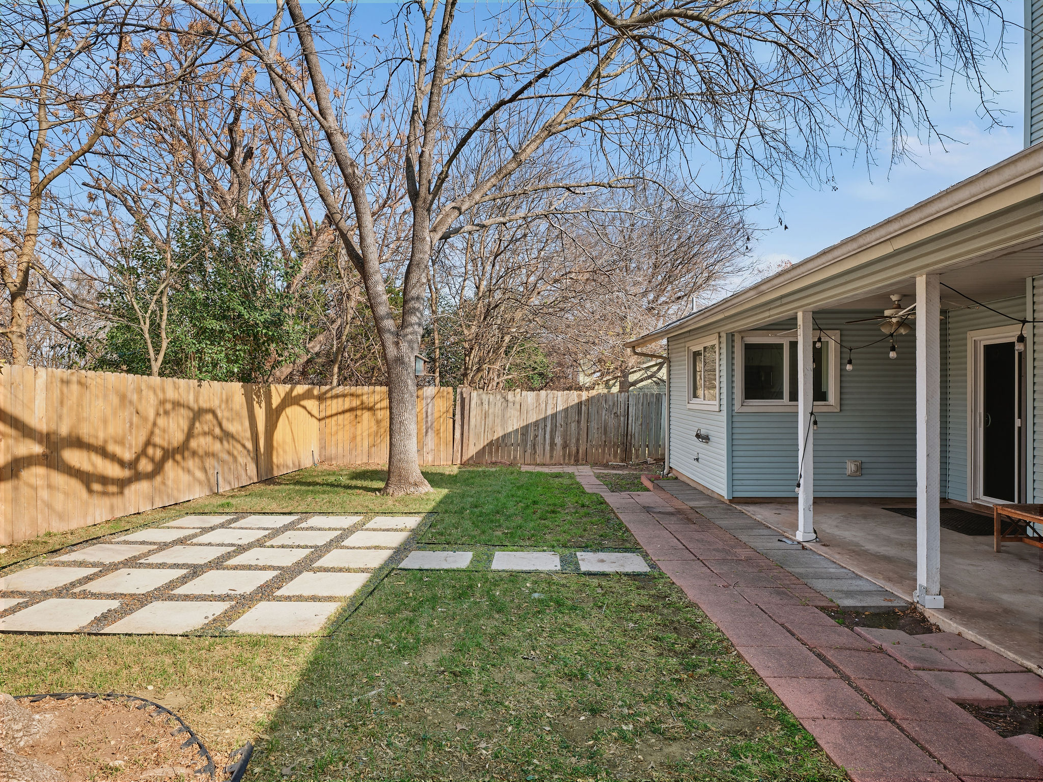 2008 Lear Lane Austin, TX 78745 - Photo 29 of 32 a view of a backyard of the house