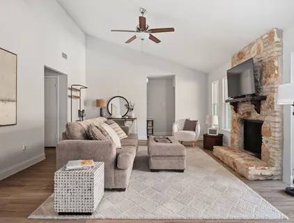 $525,000 | 2008 Lear Lane, Austin, TX 78745