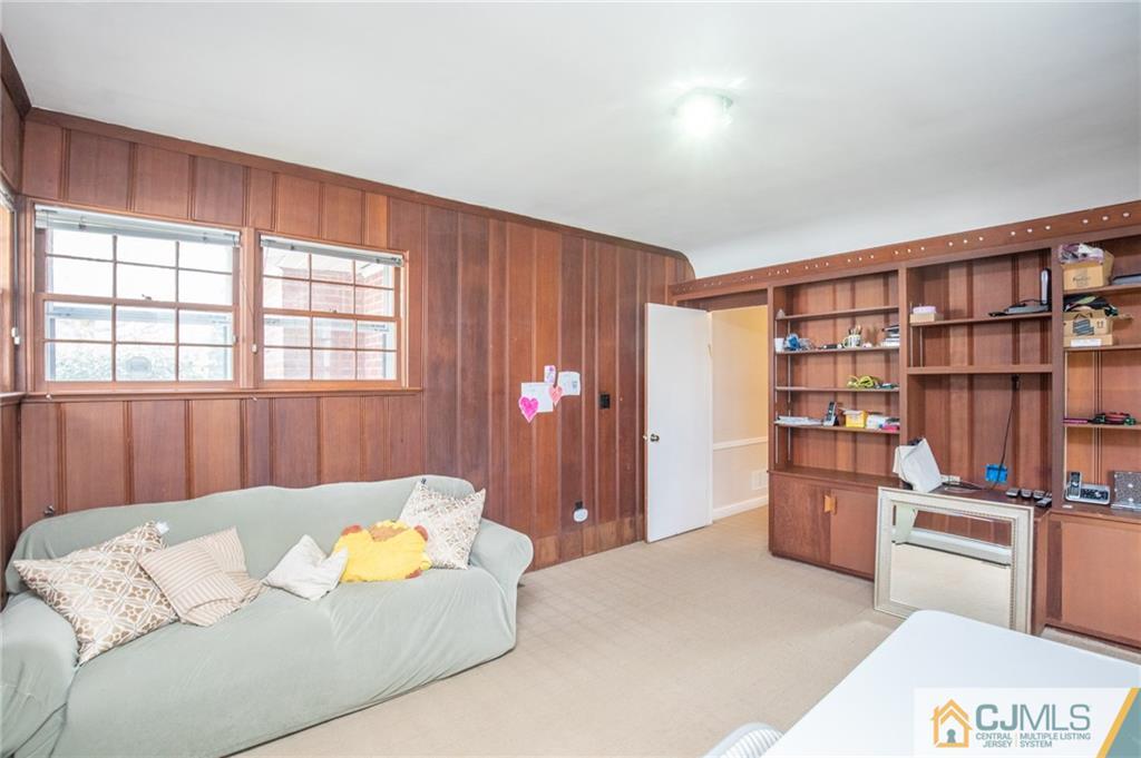 9 Hamlin Road Edison, NJ 08817 - Photo 12 of 24 Gallery Image 12