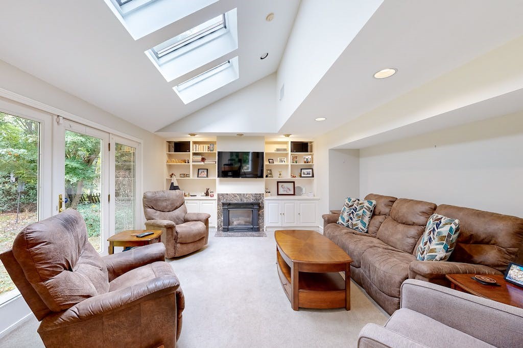 17 Wildflower Road Barrington, RI 02806 - Photo 10 of 34 Family room with gas fireplace
