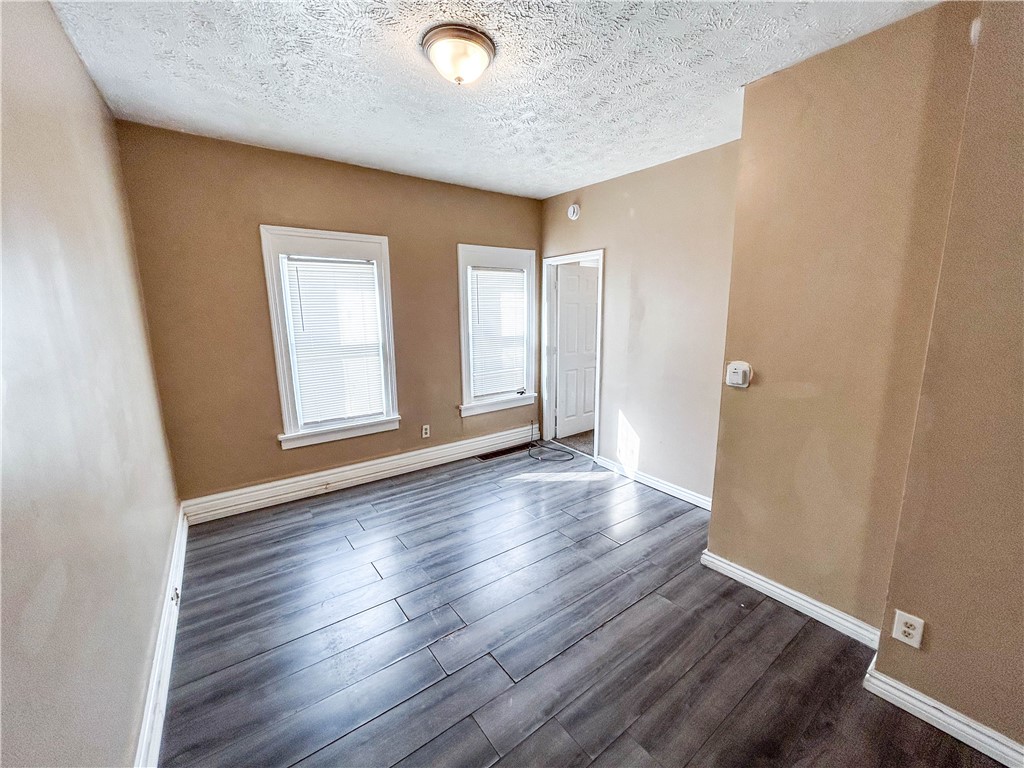 22 Sullivan Street Rochester, NY 14605 - Photo 5 of 10