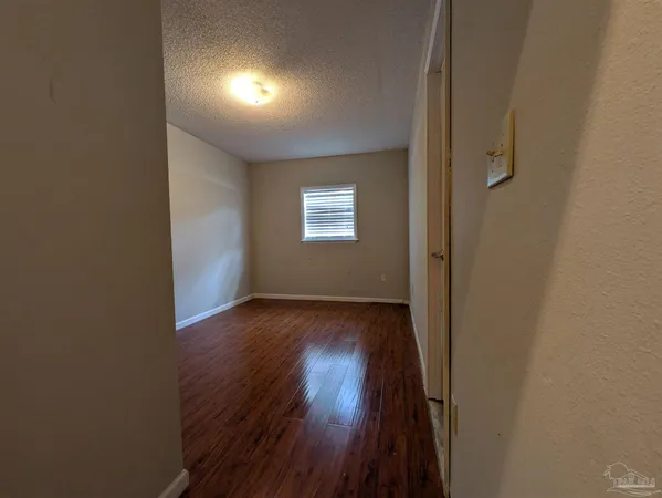 $225,000 | 245 Airport Boulevard, Pensacola, FL 32503