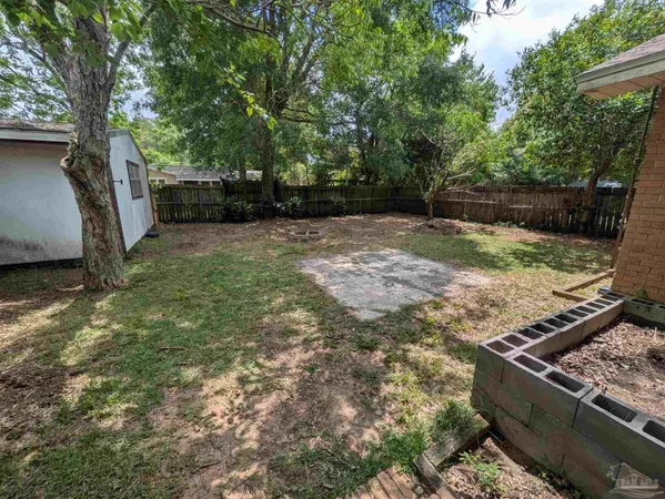 $225,000 | 245 Airport Boulevard, Pensacola, FL 32503
