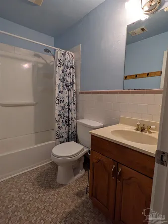 $225,000 | 245 Airport Boulevard, Pensacola, FL 32503
