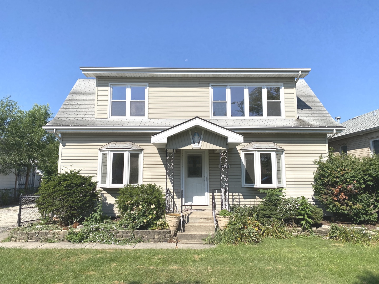 4916 South Lorel Avenue, Unit 2 Chicago, IL 60638 - Photo 1 of 8