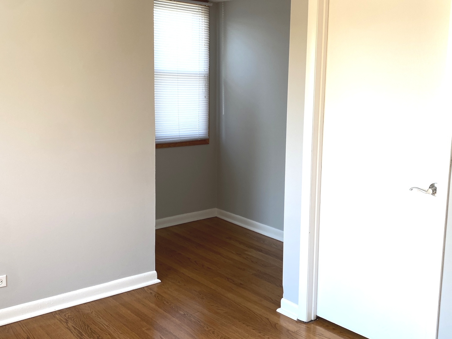 4916 South Lorel Avenue, Unit 2 Chicago, IL 60638 - Photo 4 of 8