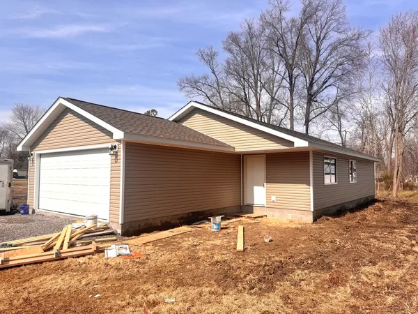 $199,900 | 817 West Stotlar Street, Herrin, IL 62948