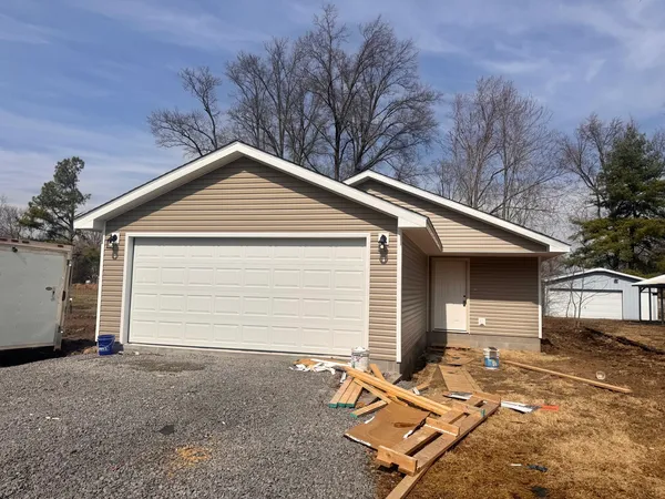 $199,900 | 817 West Stotlar Street, Herrin, IL 62948