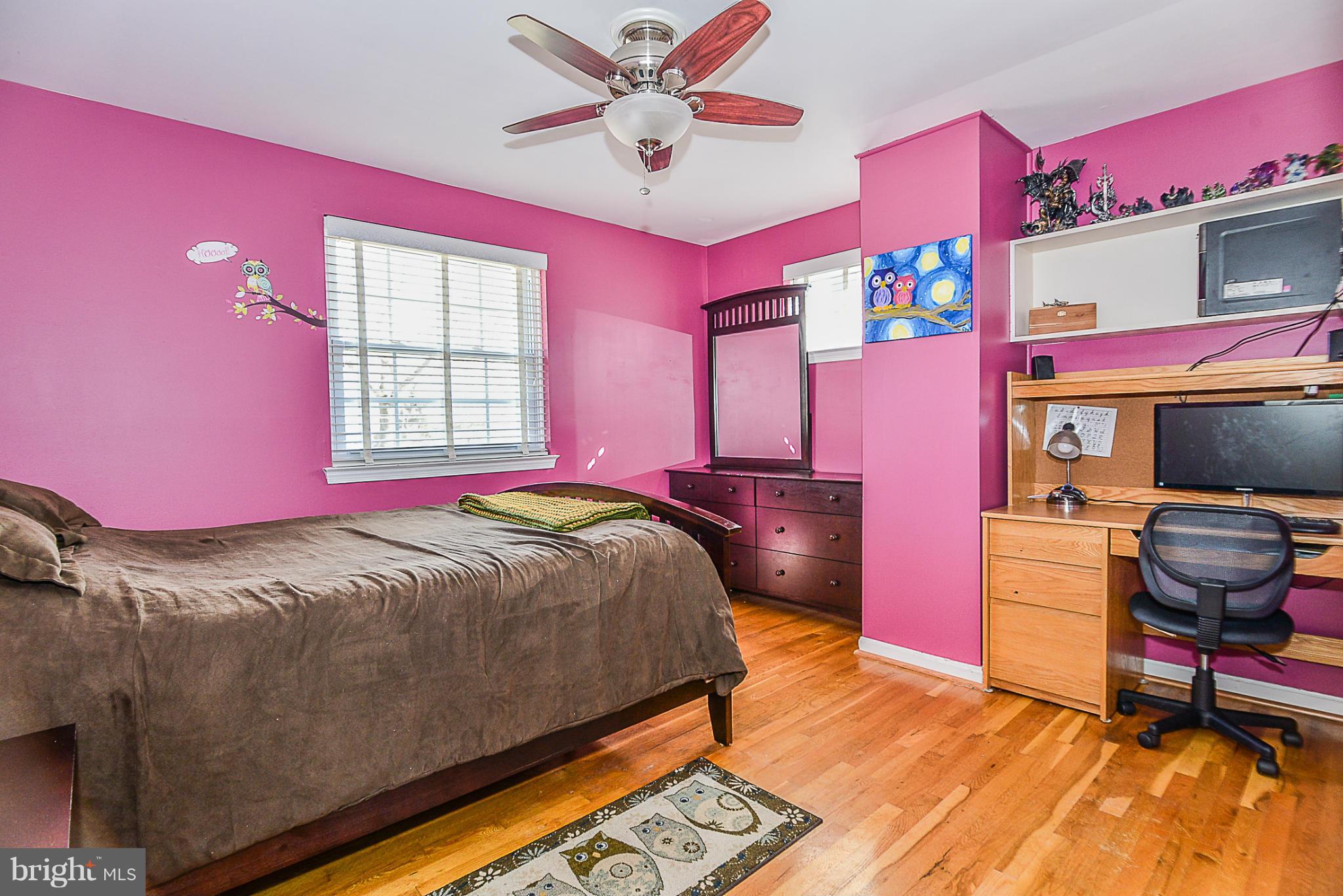 6902 Brisbane Street Springfield, VA 22152 - Photo 19 of 27 Bedroom