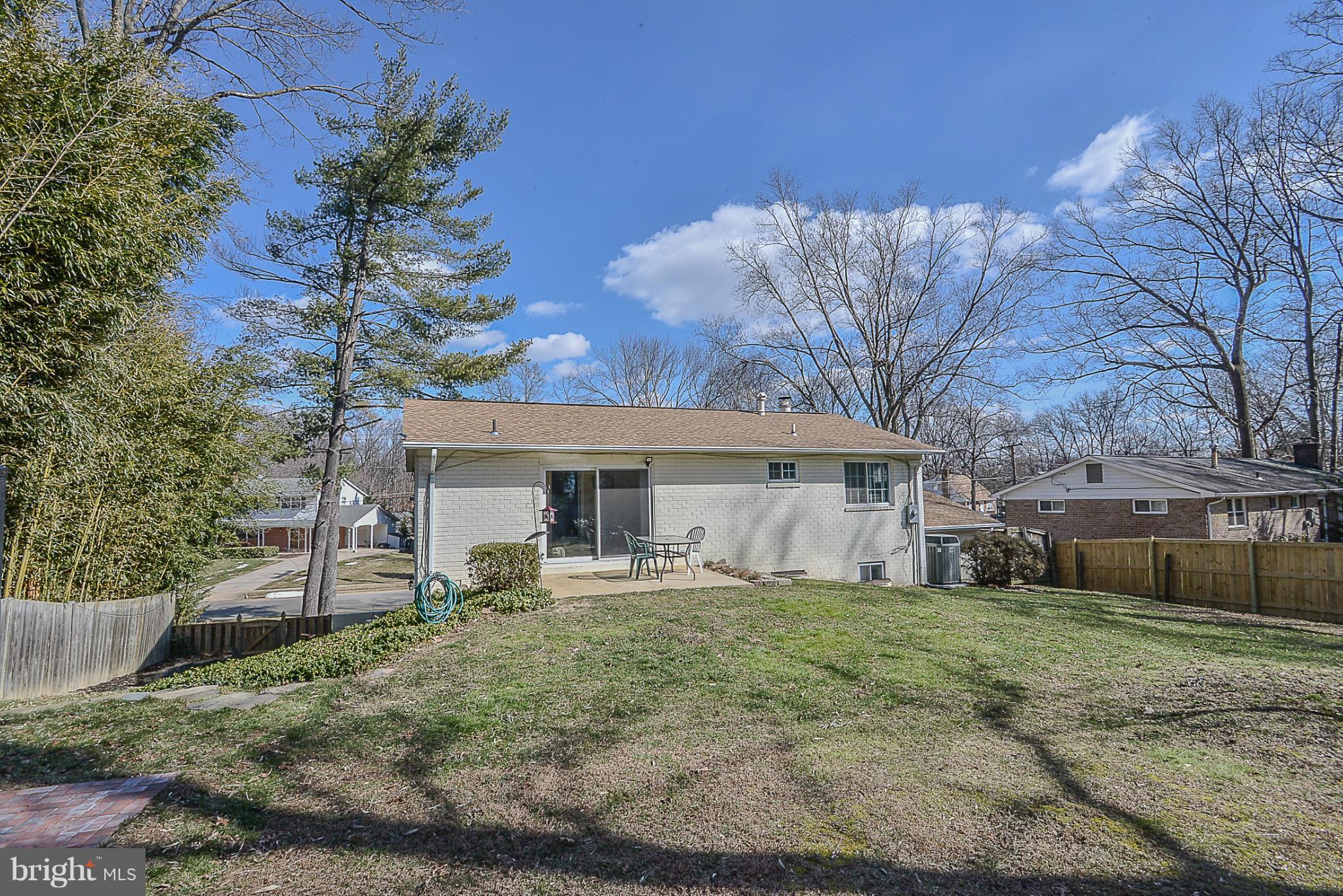 6902 Brisbane Street Springfield, VA 22152 - Photo 25 of 27 Exterior (Rear)