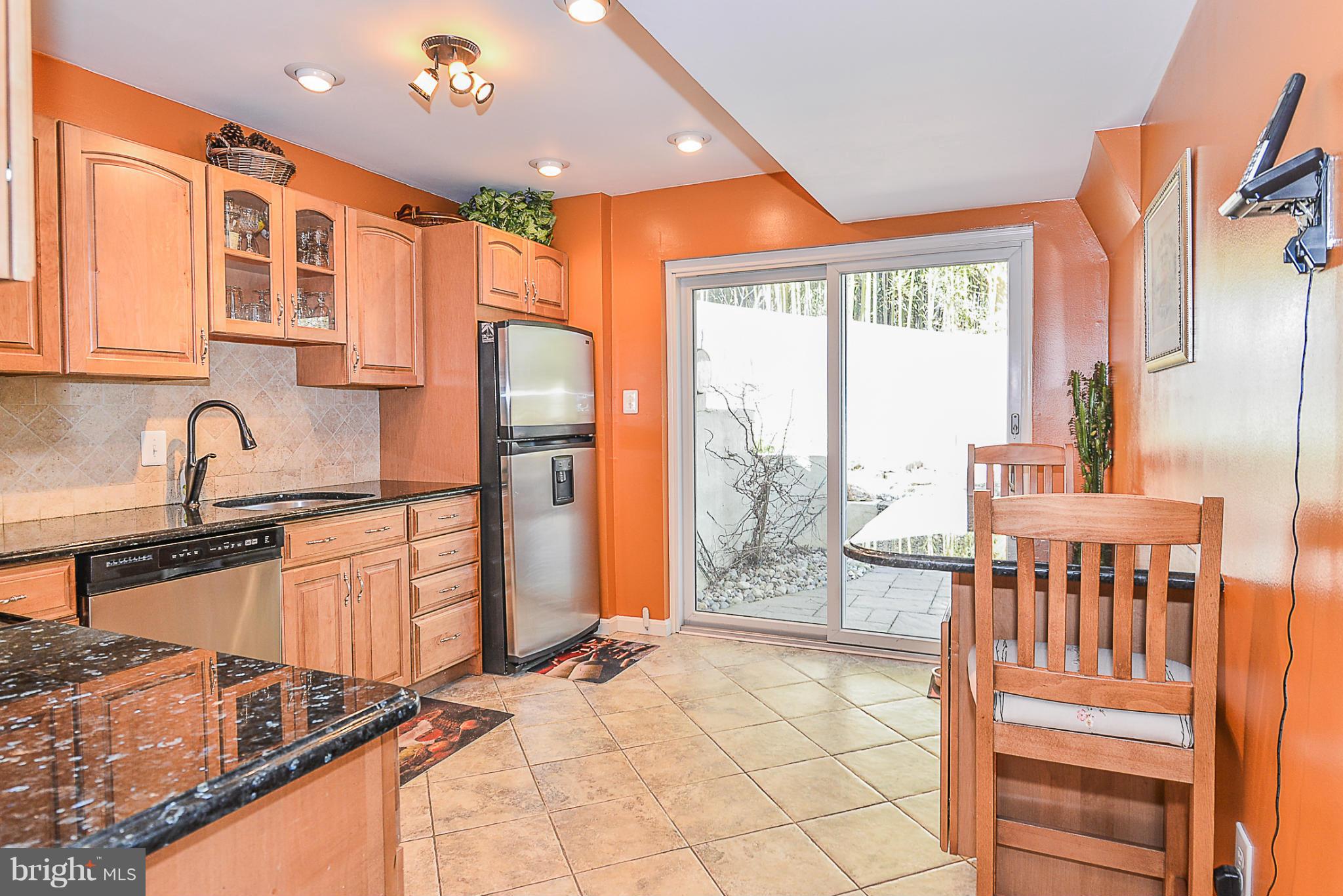 6902 Brisbane Street Springfield, VA 22152 - Photo 9 of 27 Kitchen