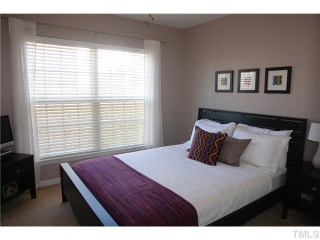 4716 Delta Ridge Court Raleigh, NC 27612 - Photo 16 of 24 Gallery Image 16