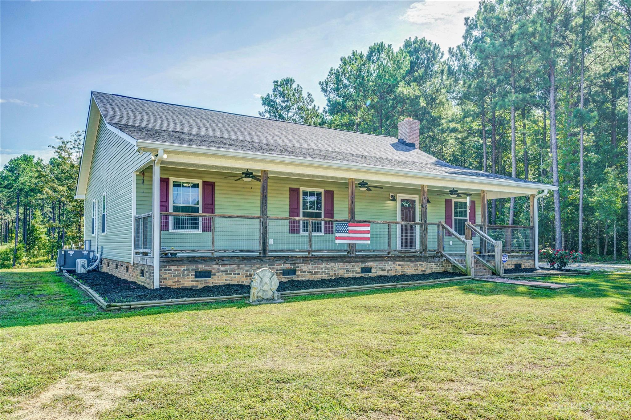 7564 Wateree Road Great Falls, SC 29055 - Photo 2 of 43 Gallery Image 2