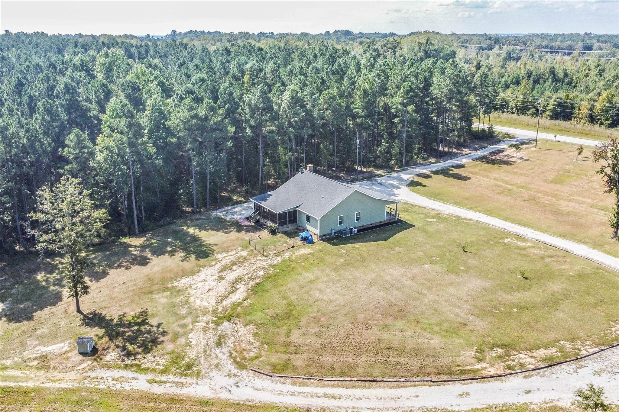 7564 Wateree Road Great Falls, SC 29055 - Photo 38 of 43 Gallery Image 38