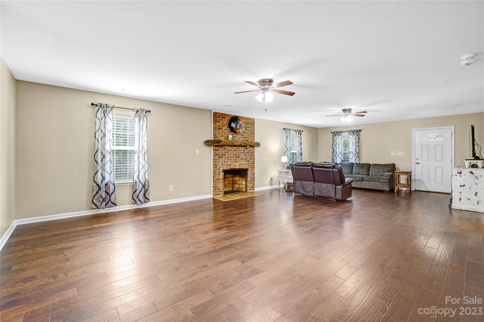 7564 Wateree Road Great Falls, SC 29055 - Photo 8 of 43 Gallery Image 8