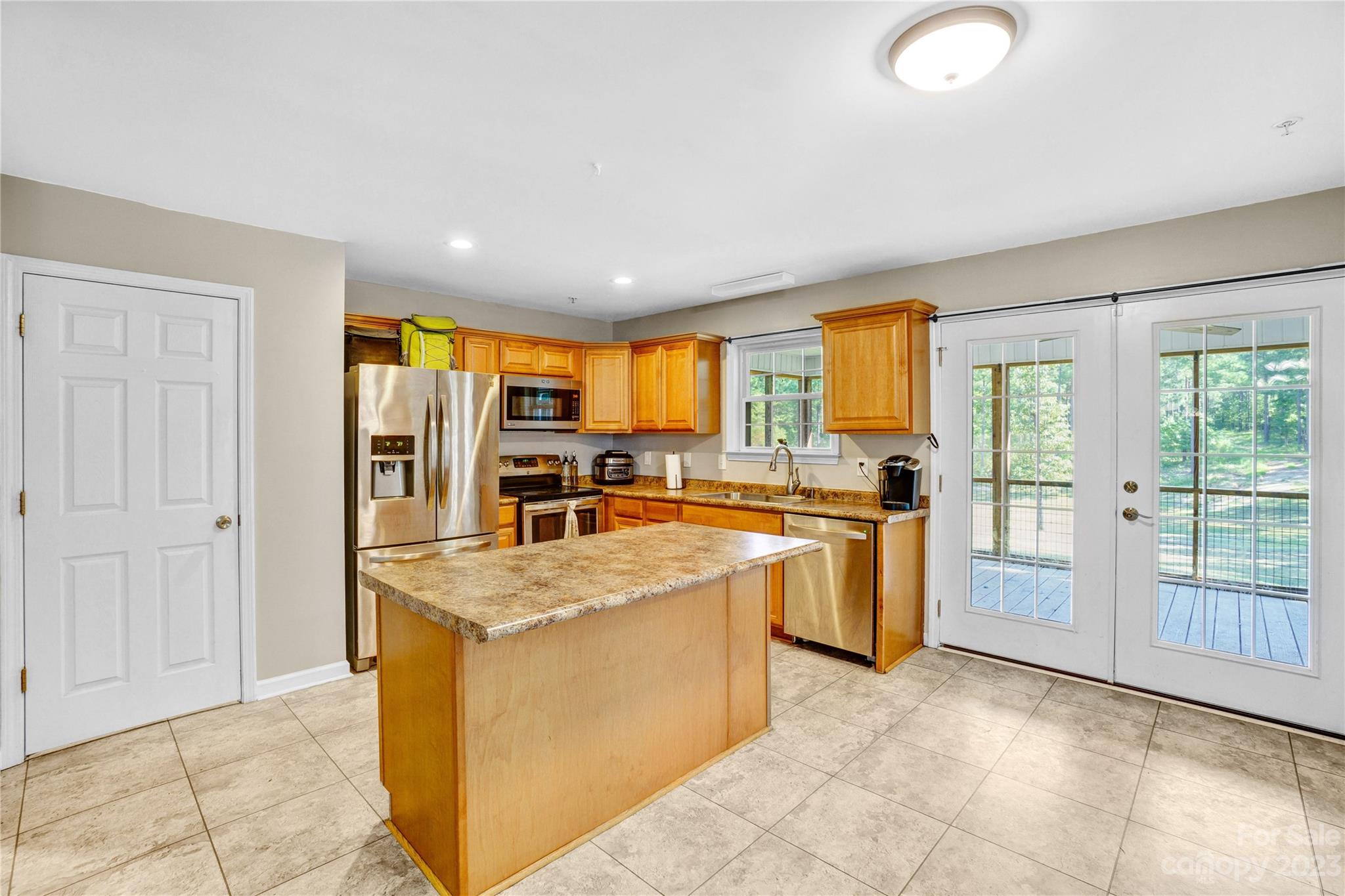 7564 Wateree Road Great Falls, SC 29055 - Photo 10 of 43 Gallery Image 10