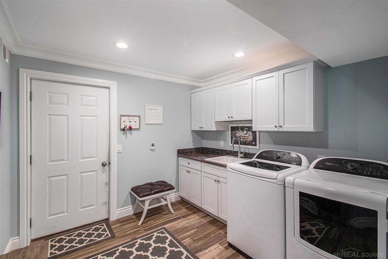 33865 Schneider Road Chesterfield, MI 48047 - Photo 11 of 49 Gallery Image 11