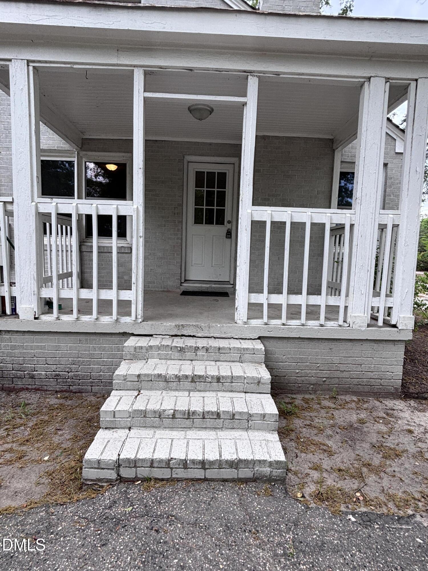 504 St Andrews Church Road Sanford, NC 27332 - Photo 20 of 22 a front view of a house
